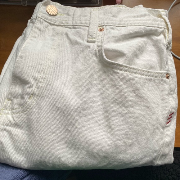 NWOT BDG Skate Fit Jeans in perfect condition - Picture 4 of 8